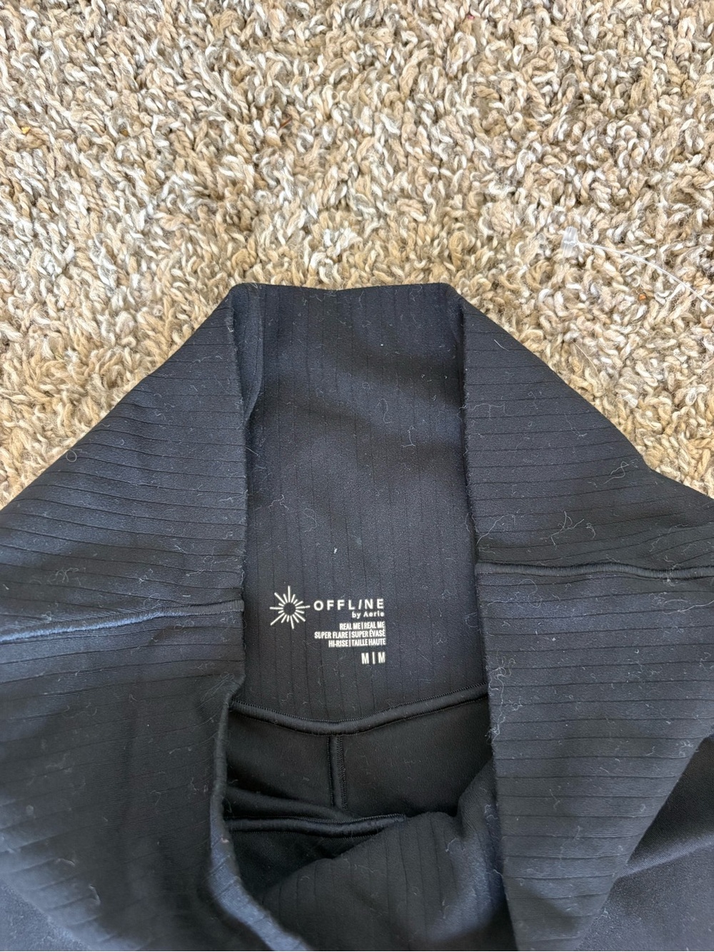 OFFLINE by Aerie Real Me Super Flare High Rise Crossover Leggings Black M - Picture 6 of 8